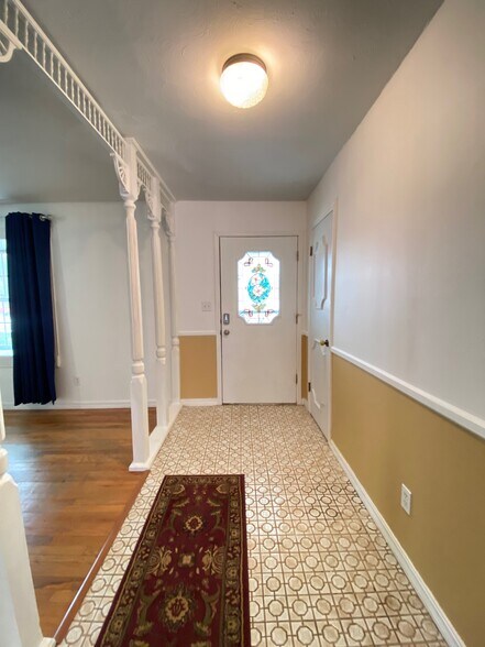 Building Photo - 5414 S Land Ave