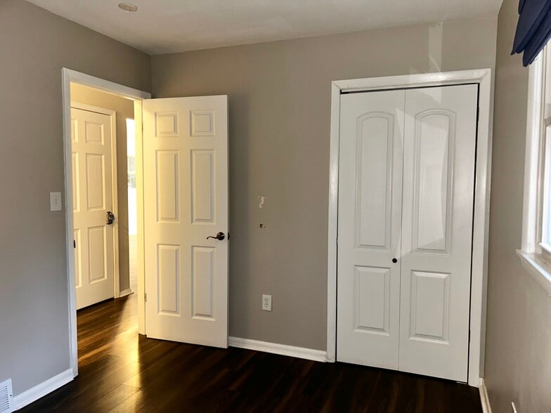 Building Photo - 292 Washington St