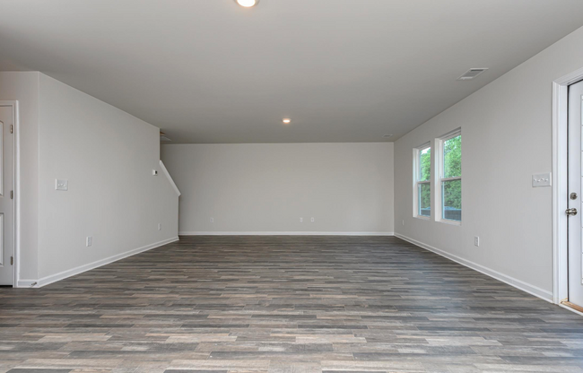 Building Photo - Charming 4BR, 2.5 BA home in Duncan SC is ...