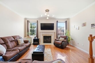 Building Photo - 424 Hartford Dr