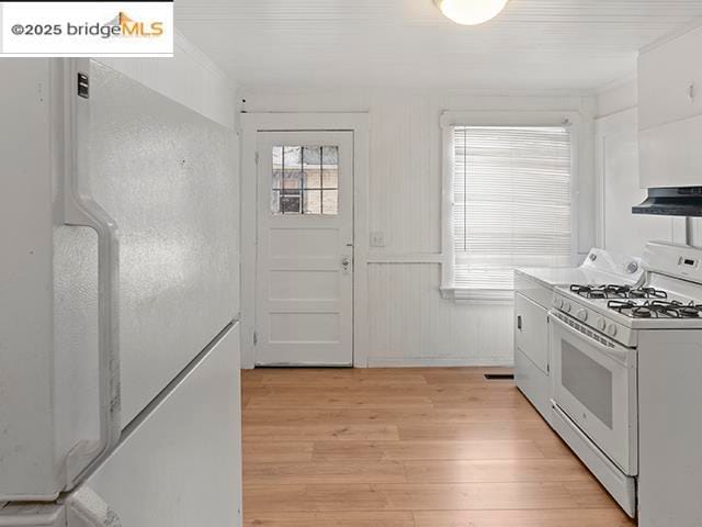 Building Photo - 1655 E 32nd St