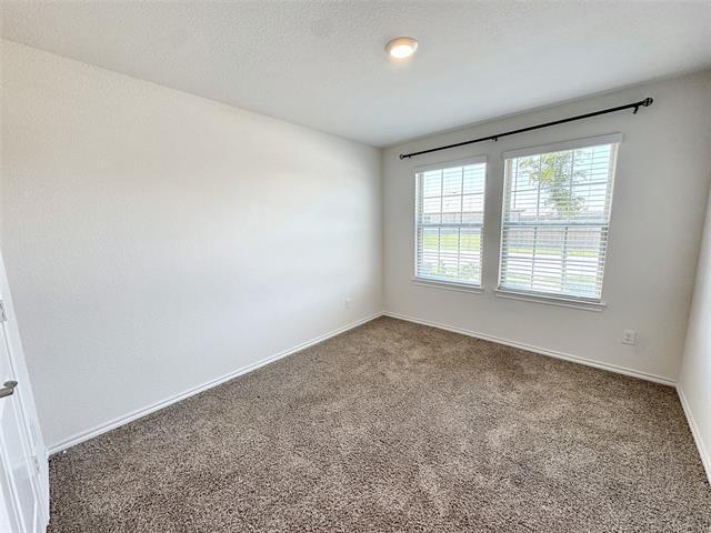 Building Photo - 907 Farmstead Wy