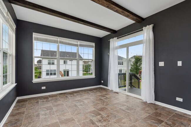 Building Photo - 12811 Conifer St