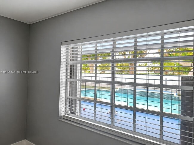 Building Photo - 6760 SW 156th Ct