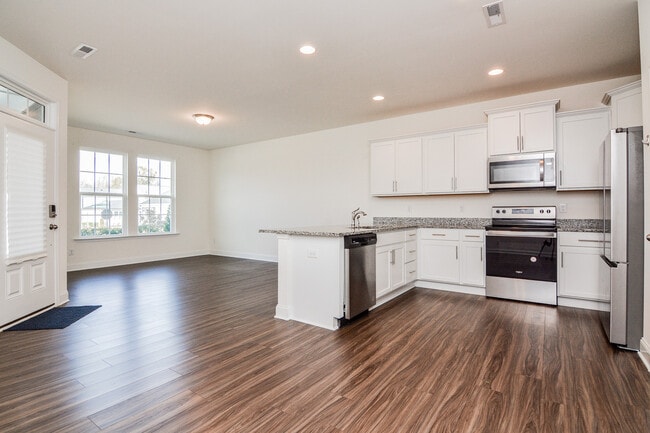 Building Photo - 145 Noble Deer Wy
