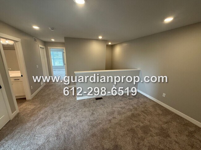 Building Photo - 4590 Mineral Ln