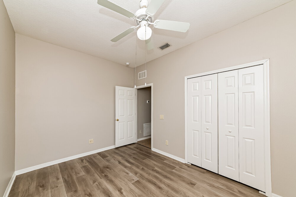 Building Photo - 9011 40th Ct E