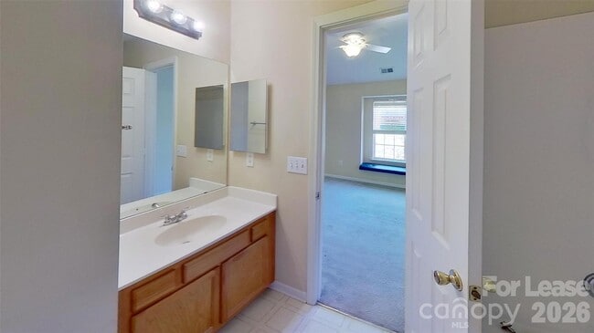 Building Photo - 482 Robin Reed Ct