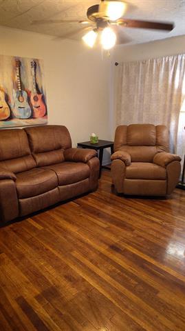 Building Photo - 1742 Palm St