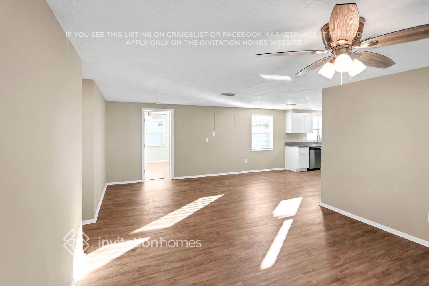 Building Photo - 3910 Beechwood Dr