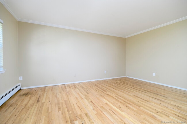 Building Photo - 398 Courtland Ave