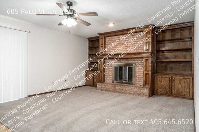 Building Photo - 605 Palo Verde Ct