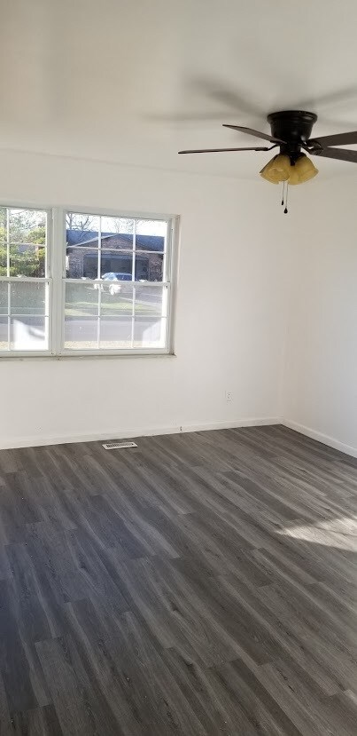 Building Photo - 4315 Forestview Ct
