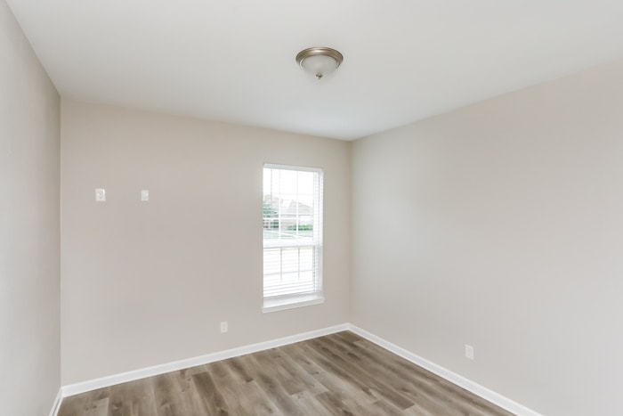 Building Photo - 721 Shady Meadow Ln