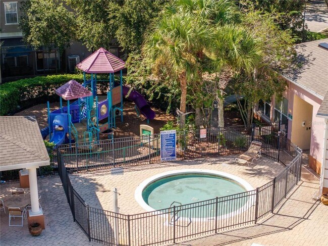 Building Photo - 2433 Caravelle Cir