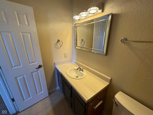 Building Photo - 7644 Scatter Woods Ln