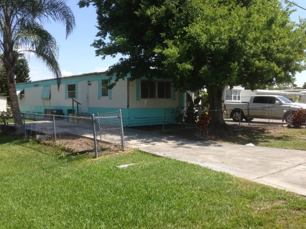 Building Photo - Treasure Isle Waterfront Mobile/RV Park