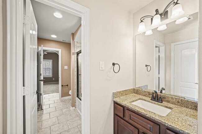 Building Photo - 28223 Red Shady Oaks Dr