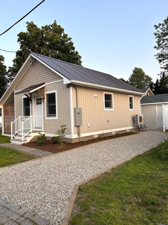 Building Photo - 19 Young's Village