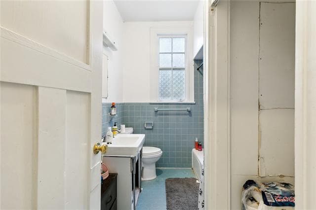 Building Photo - 7015 Willow St