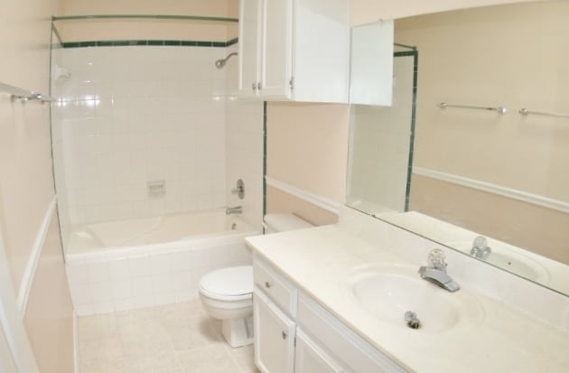 Building Photo - Brick 3 Bedroom Home! Stunning Backyard! M...
