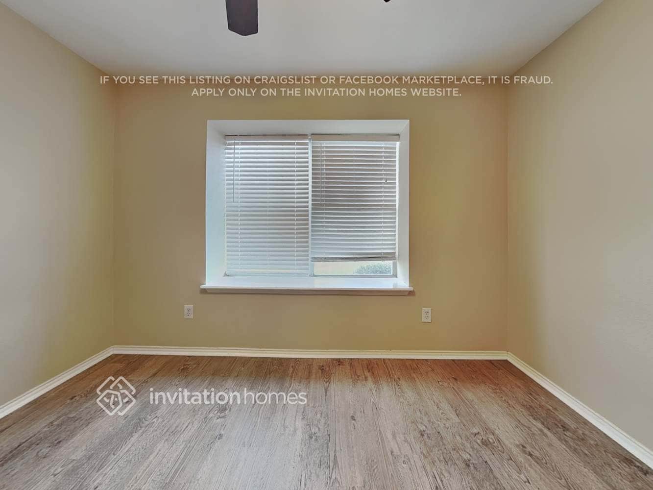 Building Photo - 1852 Village Park Trail