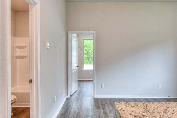 Building Photo - 12041 NELLWOOD-