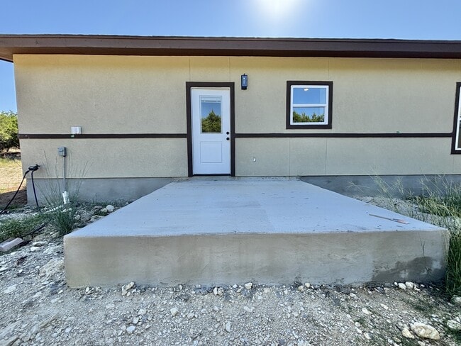 Building Photo - 329 Canyon Springs Dr