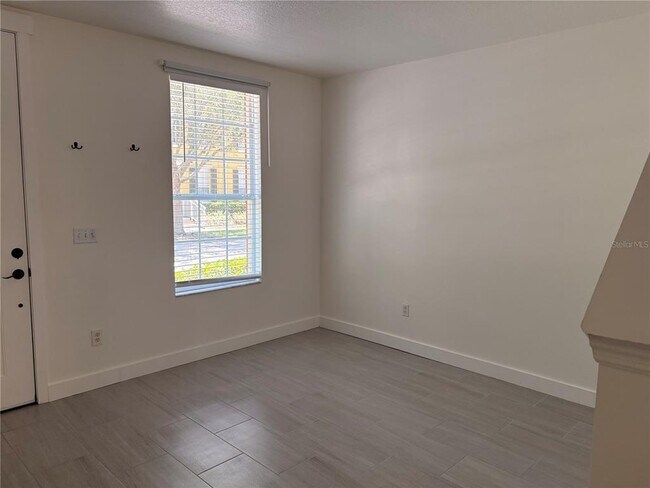 Building Photo - 6318 Westcott Cove Blvd