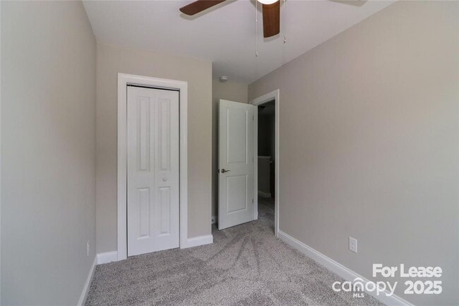 Building Photo - 3967 Newhall Dr NW