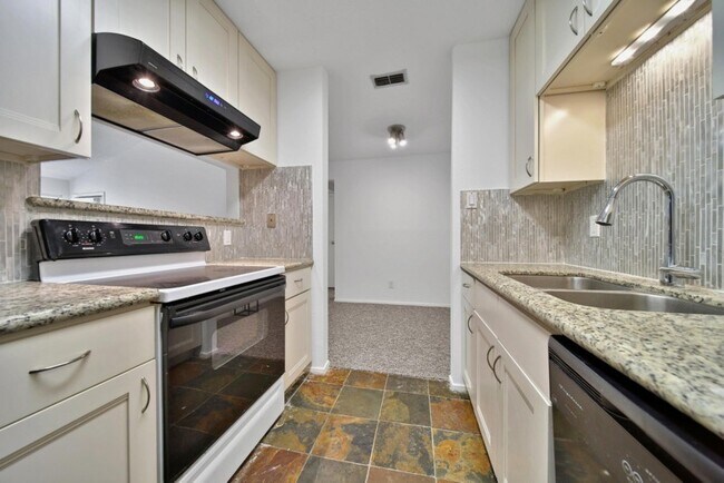 Building Photo - 7900 N Stadium Dr