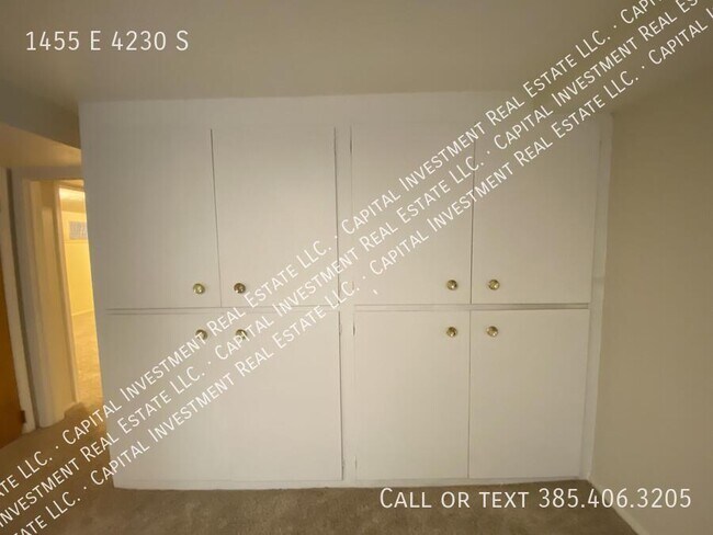 Building Photo - 1455 E 4230 S