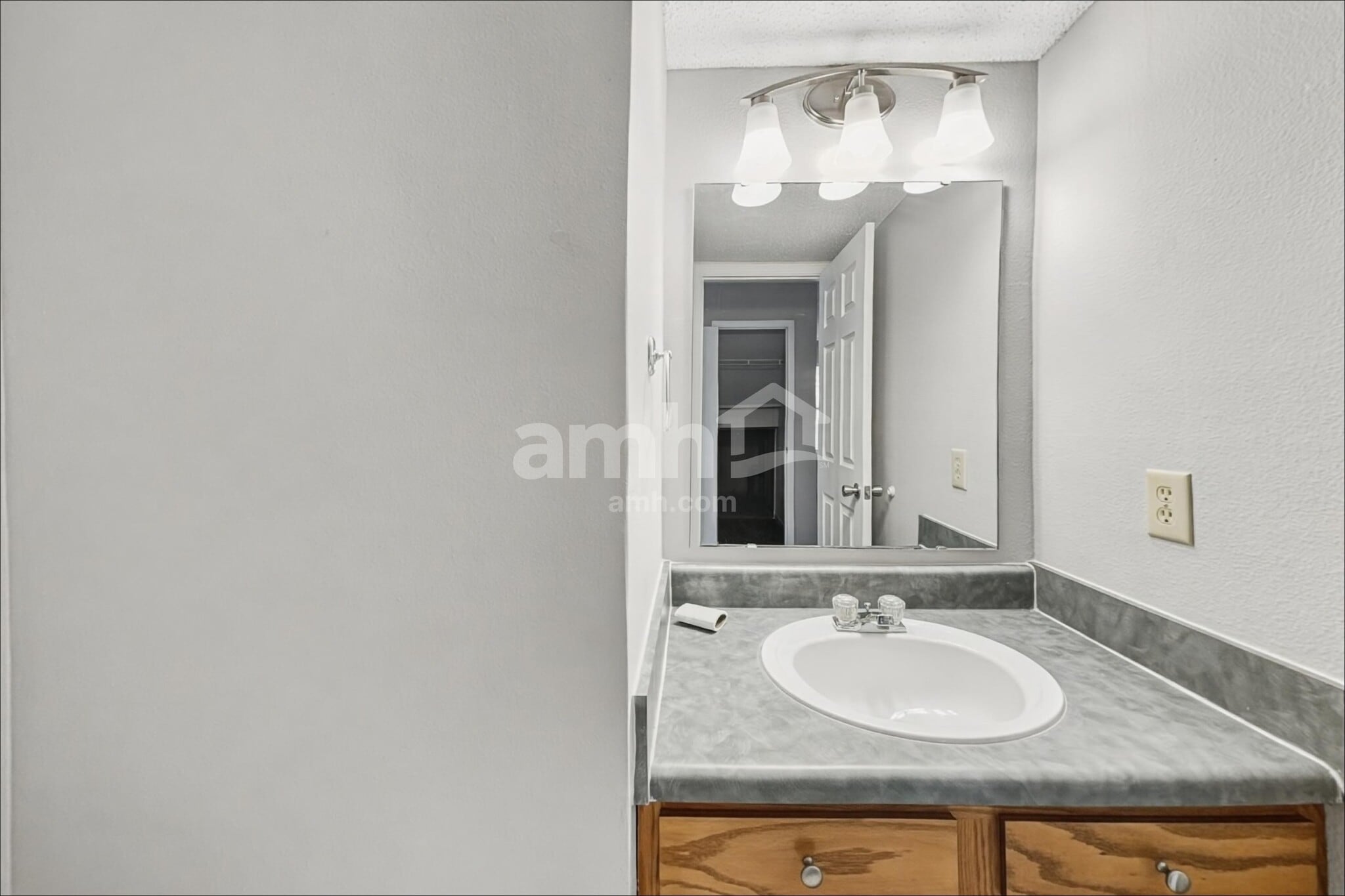 Building Photo - 4228 Dunedin Ct