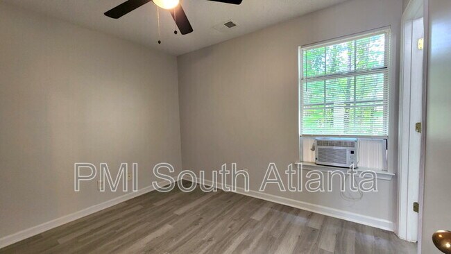 Building Photo - 1848 Carrington Dr