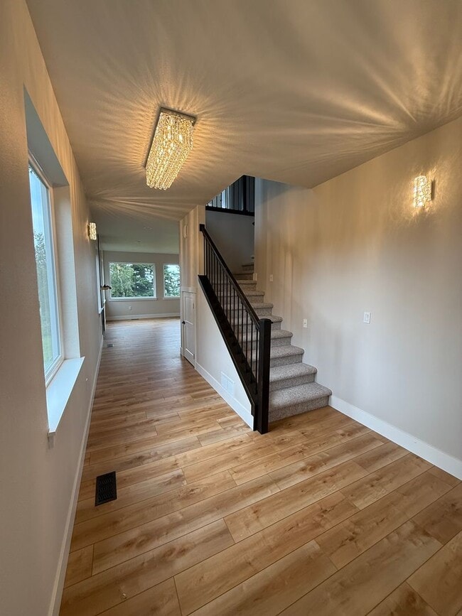 Building Photo - 18744 Denmark Cir