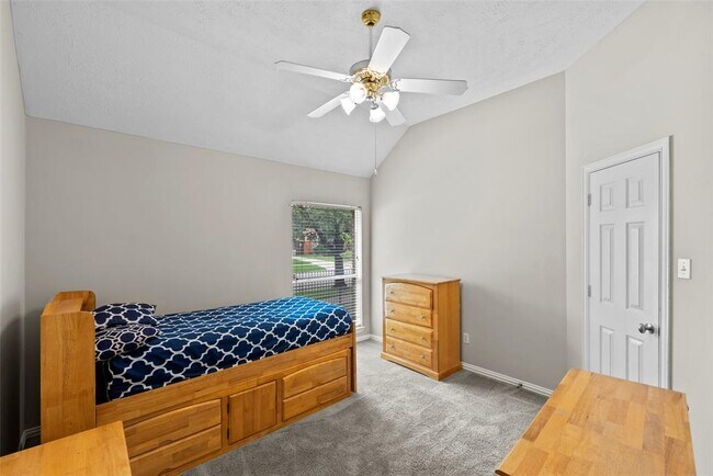 Building Photo - 12058 Miramar Shores Dr