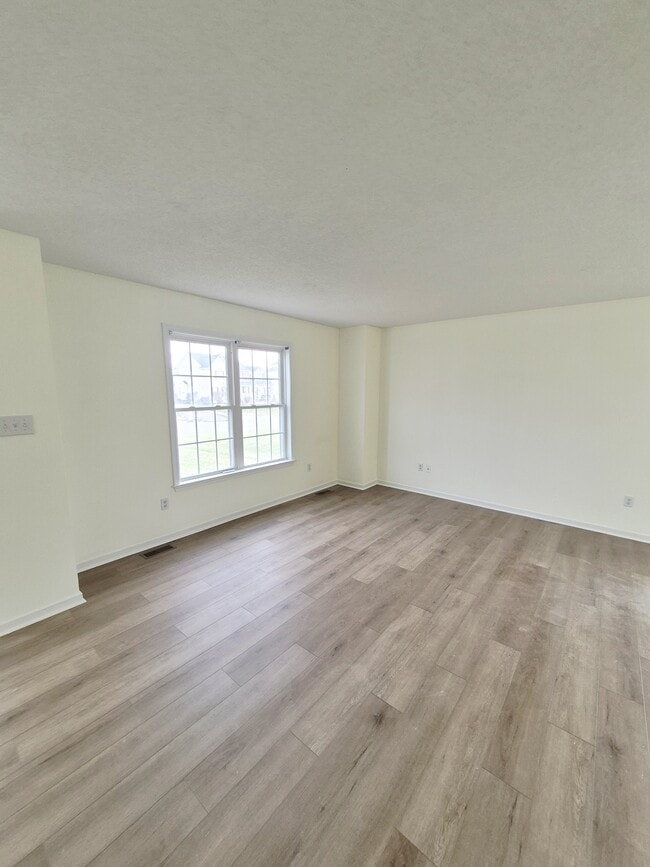 Building Photo - 7221 Oakmere Ct