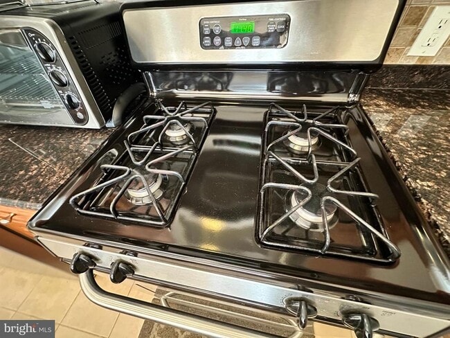 Building Photo - 12901 Centre Park Cir