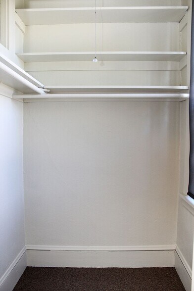 Building Photo - 12610 SW Farmington Rd