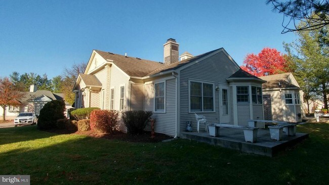 Building Photo - 2451 Bear Den Rd