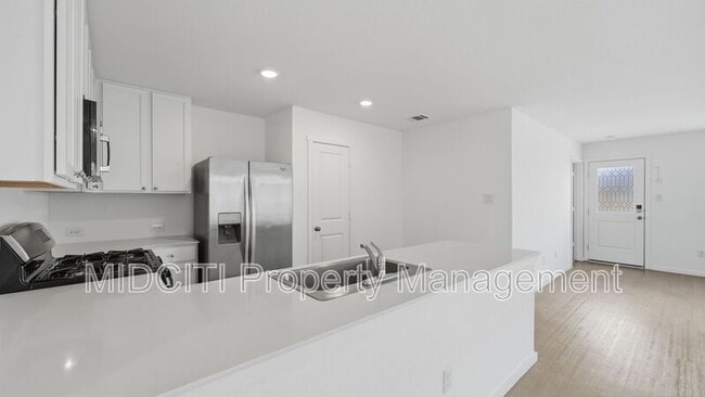 Building Photo - 9161 Luciano Pl