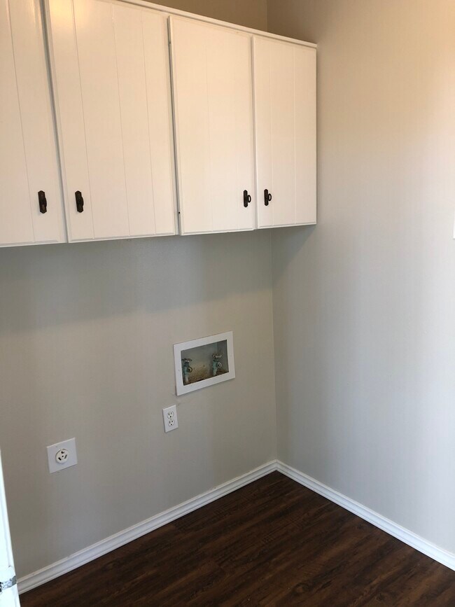 Building Photo - 13403 Rhudy Dr