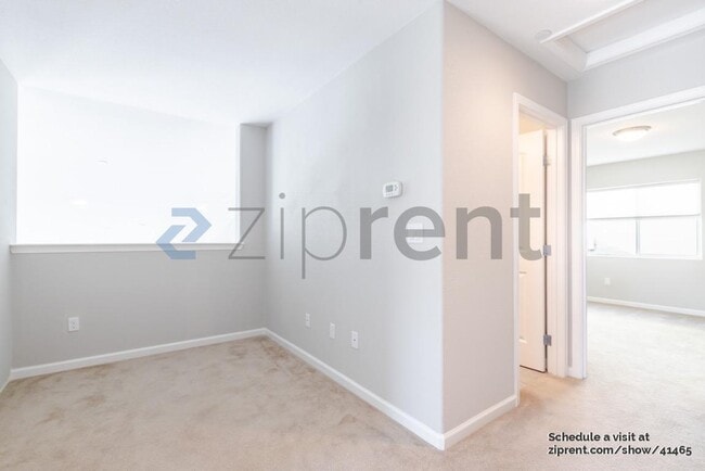 Building Photo - 776 Open Range Ave