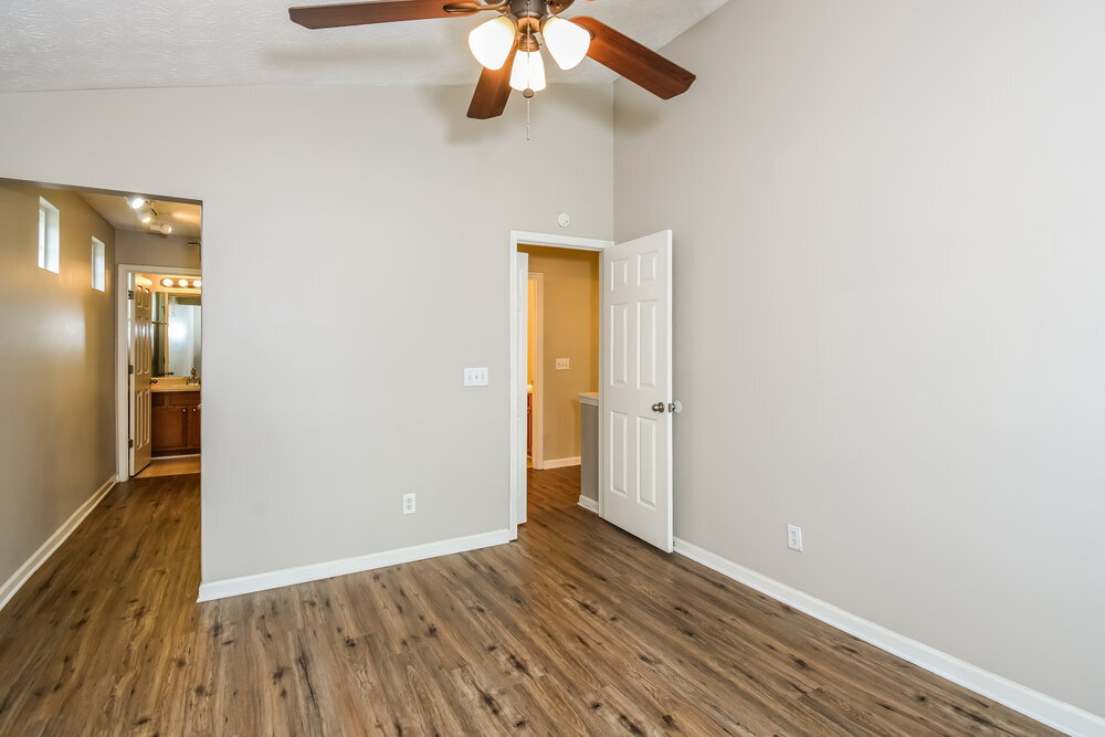 Building Photo - 632 Spanish Oak Dr