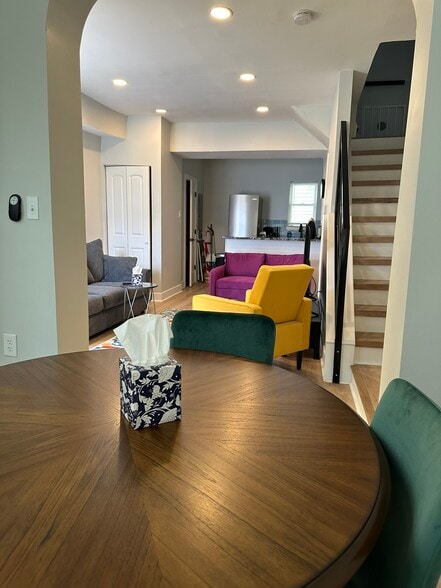 Building Photo - 516 Wistar Pl