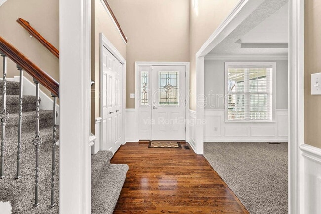 Building Photo - 824 SE 11 Terrace