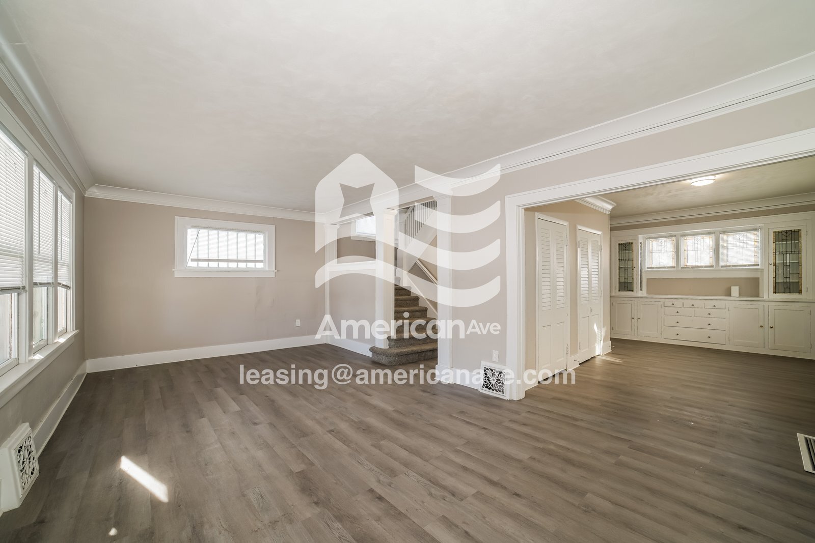 Building Photo - 1217 N Bourland Ave