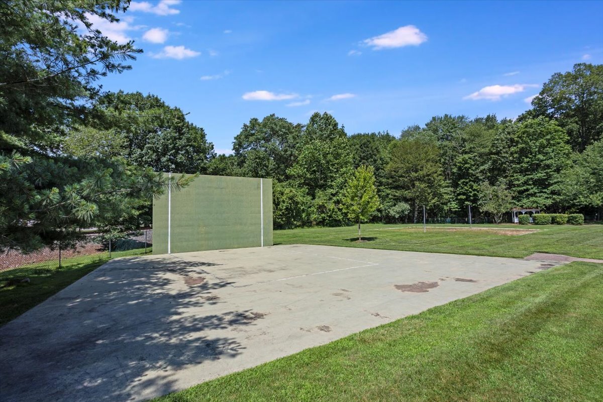 Building Photo - 56 Woods Edge Dr