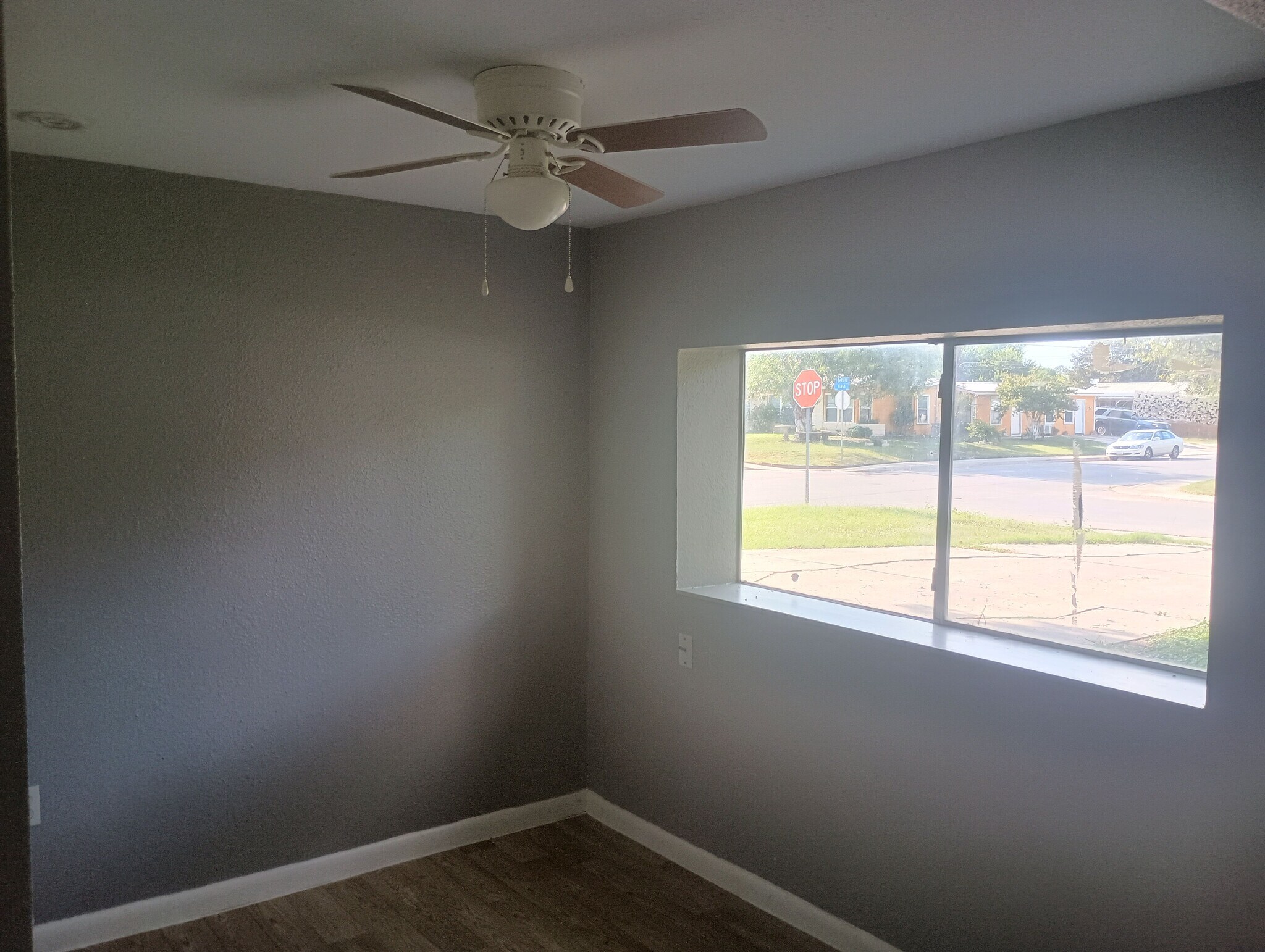 Building Photo - Room in Single Family Home on Nash Blvd