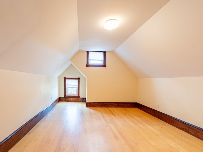 Building Photo - 86-88 North Winooski Ave